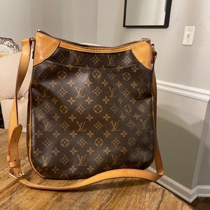 Louis Vuitton Odeon MM